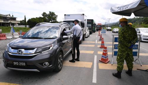 SEKATAN JALAN RAYA DI SABAH