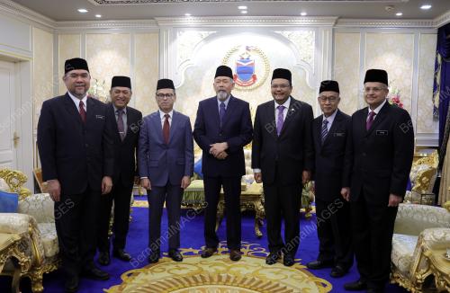 TUN JUHAR MAHIRUDDIN