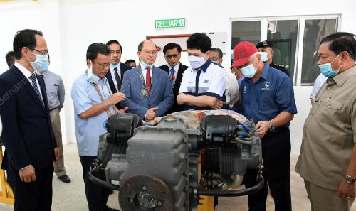 DATUK SERI MOHD SHAFIE APDAL