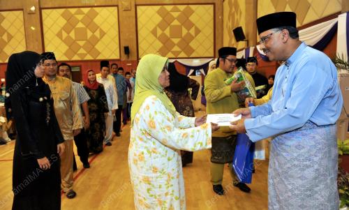 SB03_10082012_SUMBANGAN