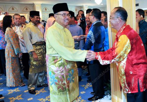 RUMAH TERBUKA
