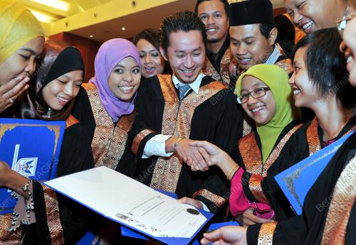 PELAJAR CEMERLANG