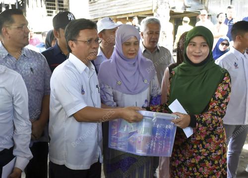 DATUK SRI MOHD SHAFIE APDAL