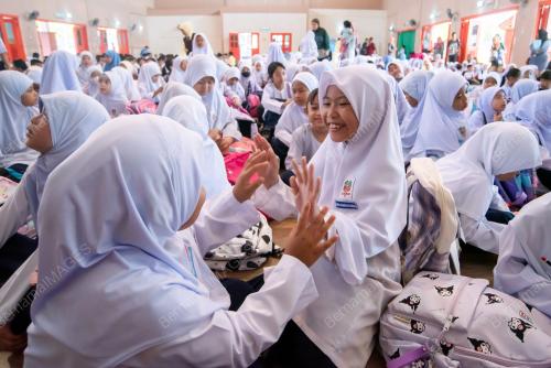 HARI PERTAMA SESI PERSEKOLAHAN