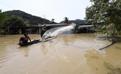 BANJIR KOTA BELUD
