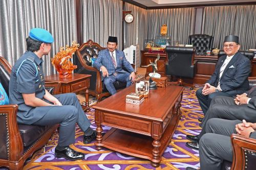 TENGKU HASSANAL IBRAHIM ALAM SHAH