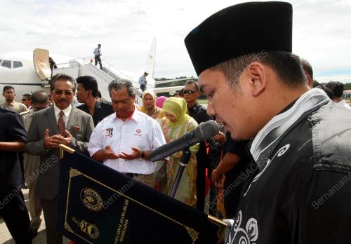 TAN SRI MUHYIDDIN YASSIN