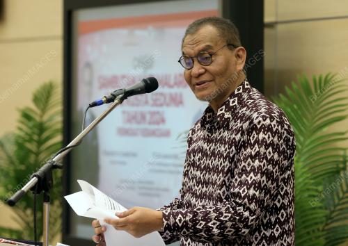 DATUK SERI DR.DZULKEFLY AHMAD