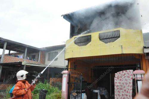 RUMAH TERBAKAR