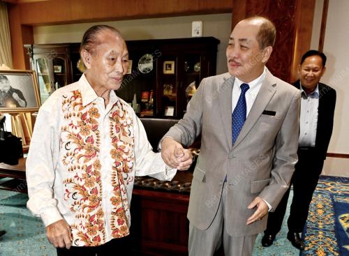 DATUK SERI HAJIJI NOOR