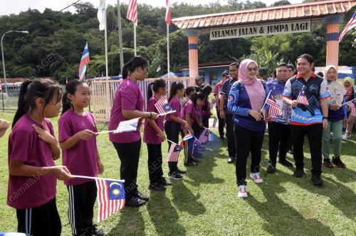 KONVOI MERDAKA KAMPUNG PANGI TENOM