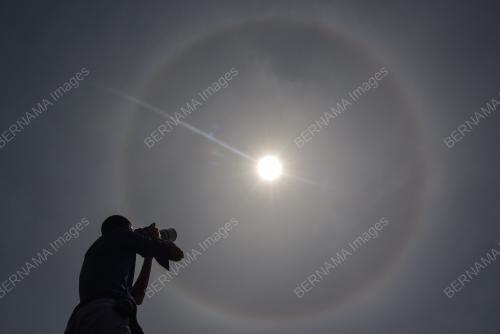 RAKAM GAMBAR HALO MATAHARI