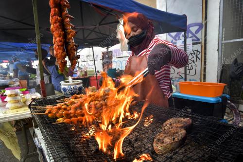 PENIAGA BAZAR RAMADAN