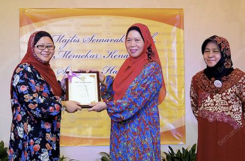 SB03_14052014_AZIZAH