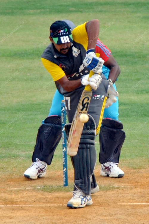 SB03_14102012_CRICKET