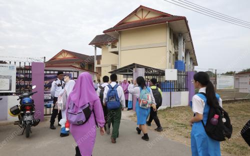BENCANA KEMARAU DI PAPAR