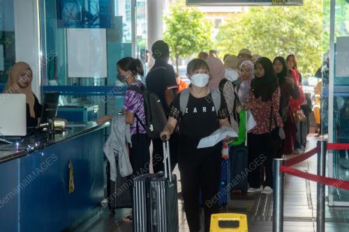 TEMINAL FERI ANTARABANGSA LABUHAN