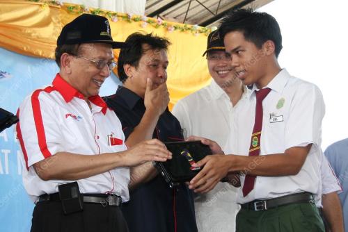 DATUK RAIS YATIM