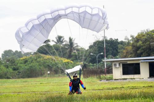 ESSCOM LATIHAN