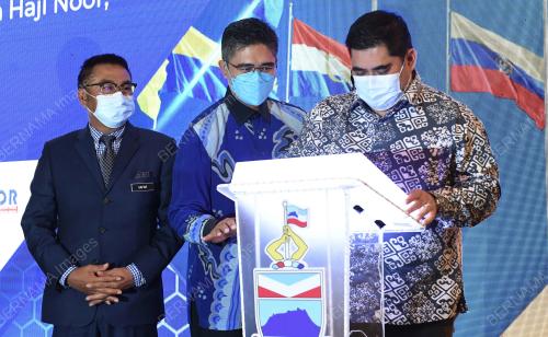 DATUK SHAHELMEY YAHYA