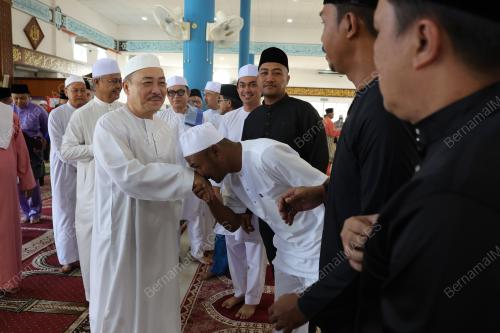 DATUK SERI HAJIJI NOOR