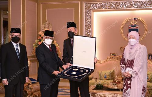 TUN JUHAR MAHIRUDDIN