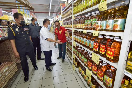 DATUK SERI ALEXANDER NANTA LINGGI
