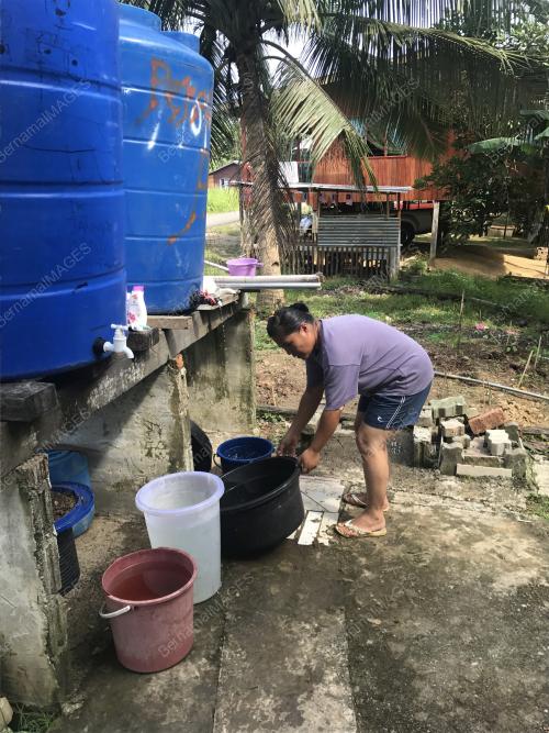 SB03_18092018_AIR_HUJAN