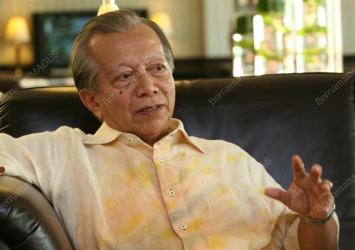 TAN SRI YUSOF NOOR