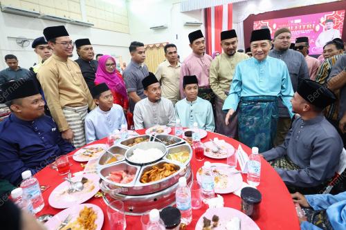 DATUK SERI HAJIJI NOOR