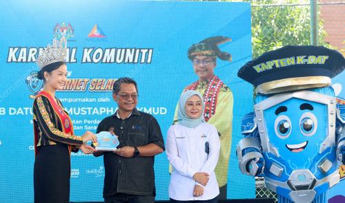 DATUK MUSTAPHA SAKMUD