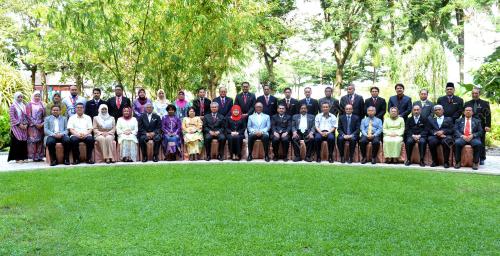 SB03_20112012_KPKK_MSIA
