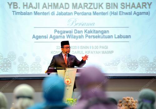 AHMAD MARZUK SHAARY