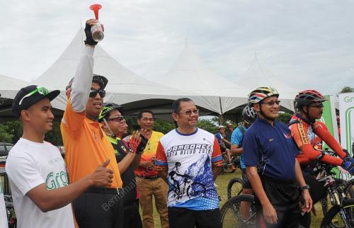 SB03_22102016_SALLEH3