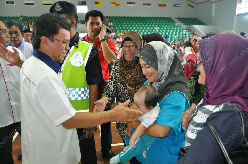 SB03_23102012_SHAFIE_BANTUAN