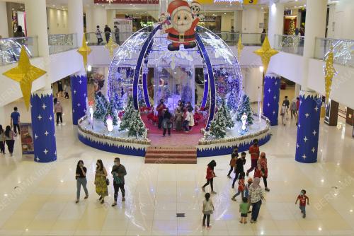 MENJELANG HARI KRISMAS