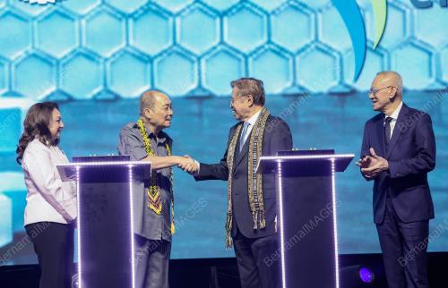 PREMIER SARAWAK TAN SRI ABANG JOHARI TUN OPENG