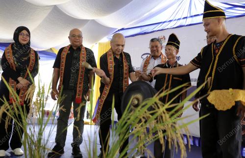 DATUK ARMIZAN MOHD ALI