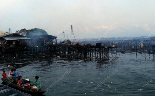 SB03_25032015_KEBAKARAN