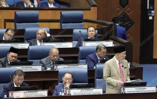 DATUK SERI HAJIJI NOOR3