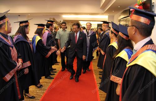 SB03_25082016_TAMAT_PENGAJIAN