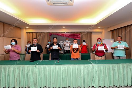 KELUAR WARISAN