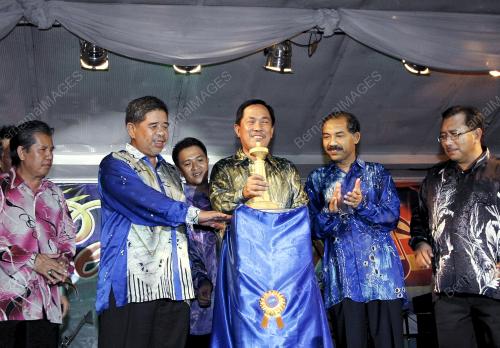 SAPAWI AHMAD