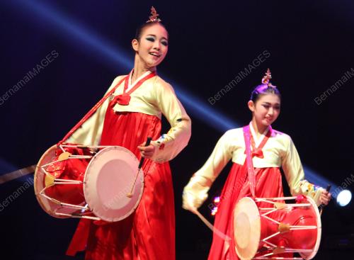 SB03_28072016_FOLKLORE