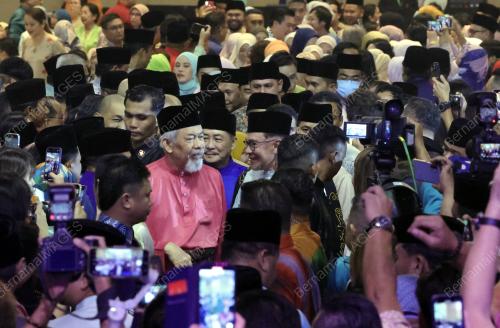 DATUK SERI ANWAR IBRAHIM