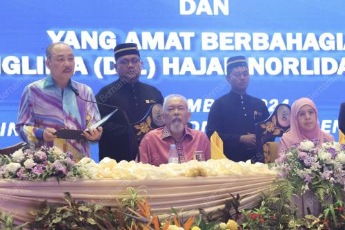 YANG DIPERTUA NEGERI SABAH TUN JUHAR MAHIRUDDIN