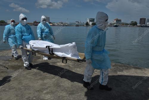 BODY OF UNIDENTIFIED MAN - RUSUKAN BESAR ISLAND