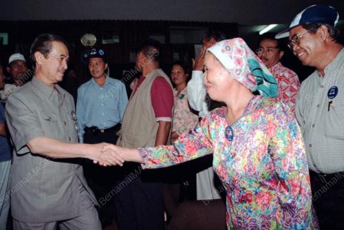 SB04-18_07_200PERJUMPAN_28012016