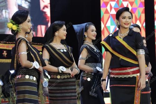 UNDUK NGADAU TUARAN
