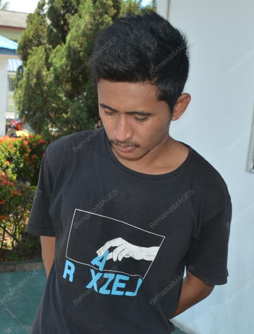 SB04_02042016_ISMAIL_BEBAS